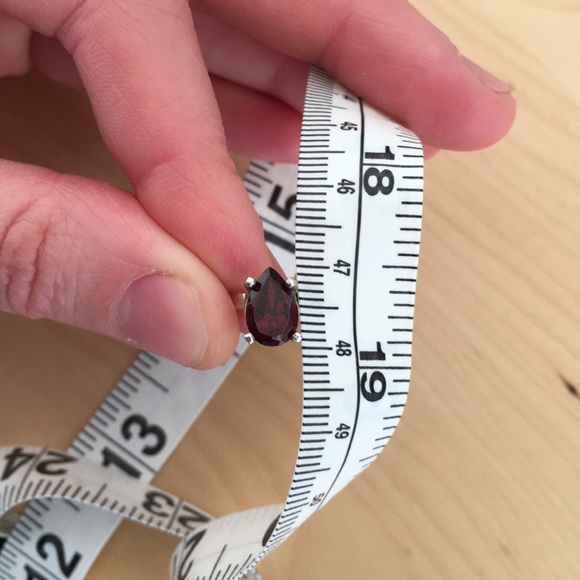 🧚🏼‍♀️✨Clearance Sale!✨ Genuine garnet and sterling silver ring size 5 - Picture 6 of 7